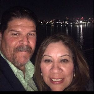 Meet your Posher, Aurora